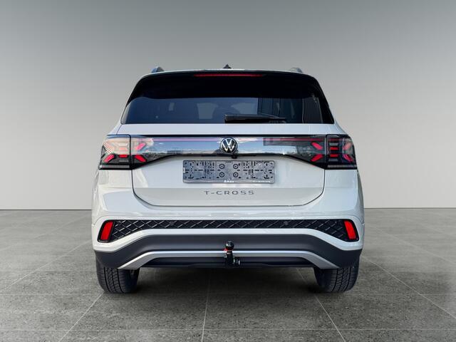 Volkswagen T-Cross 1.5 150pk TSI R-Line Edition Achteruitrijcamera | Afneembare trekhaak | Stoelverwarming