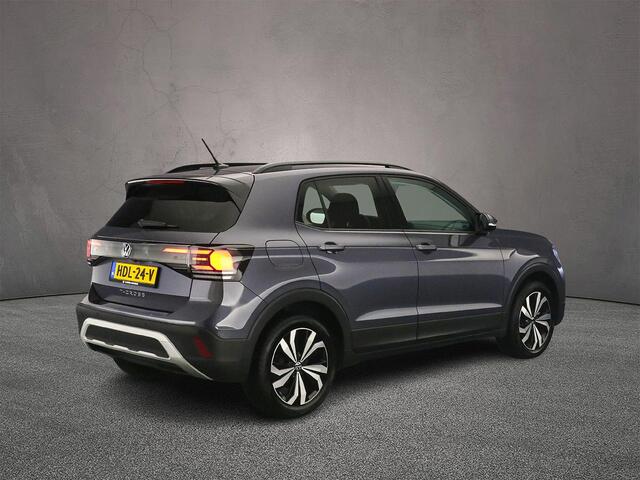 Volkswagen T-Cross Life Edition 1.0 TSI 95pk Adaptive cruise control, Parkeersensoren, Stoelverwarming, Airco, DAB, App connect, Radio, LED koplampen