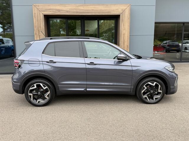 Volkswagen T-Cross 1.5 TSI 150pk DSG R-Line | Camera | Trekhaak | Navi | IQ light | Rijklaar incl. garantie