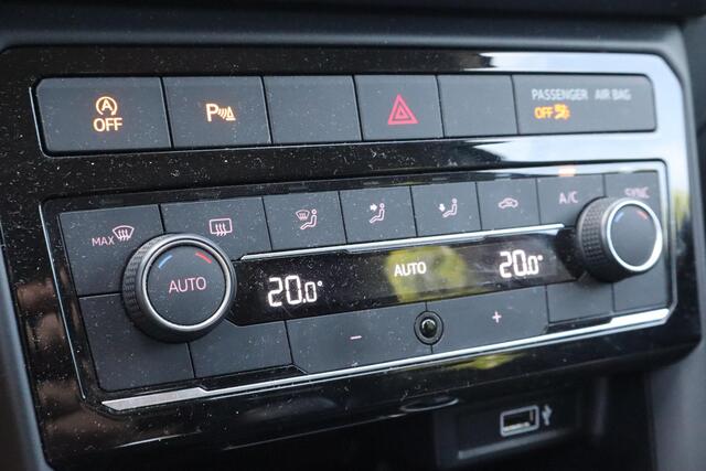 Volkswagen T-Cross 1.0 TSI Life Business | Climate control | Navigatie | PDC voor en achter | Assist pakket