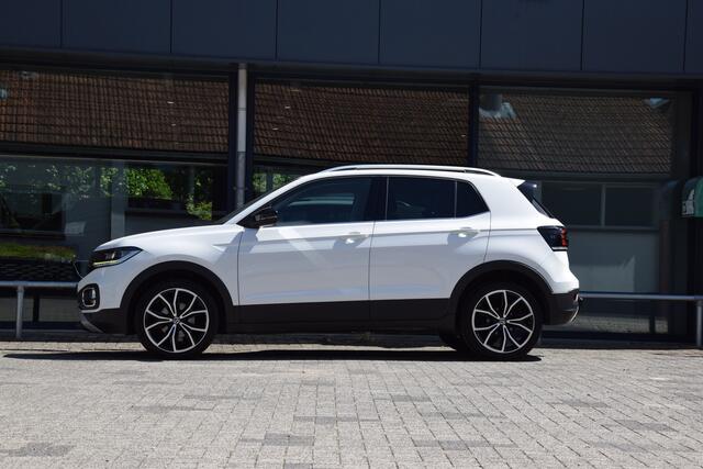 Volkswagen T-Cross 1.0 TSI 110PK Style DSG Automaat | Org. NL | BOVAG Garantie | Trekhaak | Cruise control adaptief | PDC V+A incl. Camera | Apple Carplay/Android Auto | 18'' Velgen | Full LED |