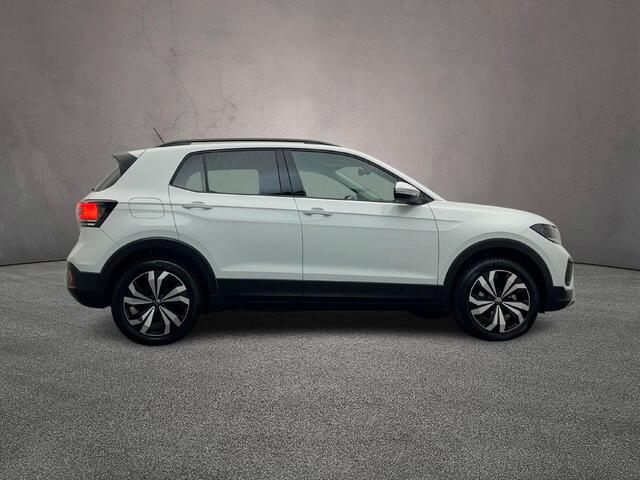 Volkswagen T-Cross Life Edition 1.0 TSI 95pk Adaptive cruise control, Achteruitrijcamera, LED koplampen, App connect, Airco, DAB, Radio, Parkeersensor achter