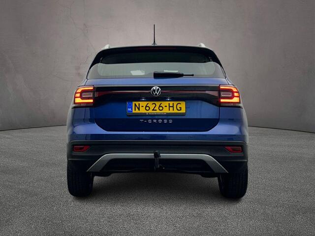 Volkswagen T-Cross Style 1.0 TSI 110pk DSG Automaat Trekhaak, Adaptive cruise control, Achteruitrijcamera, Navigatie, Stoelverwarming, Parkeersensoren
