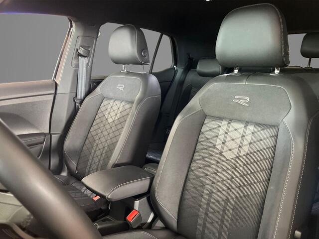 Volkswagen T-Cross 1.0TSI/116PK R-Line DSG · Trekhaak · Navigatie · Camera + Parkeersensoren · Apple/Android Car Play · Stoelverwarming · Garantie t/m 27-07-2030 of 100.000km