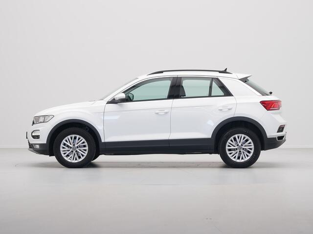 Volkswagen T-Roc 1.5 TSI 150pk DSG Style Navigatie Pdc Stoelverwarming Clima