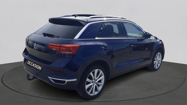 Volkswagen T-Roc 1.0 TSI Style | Panoramadak | Trekhaak | 18" | Executive pakket | Camera |