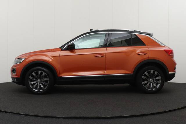 Volkswagen T-Roc 1.5 150 PK Aut. TSI Style Plus Pano-dak Trekhaak Digi. Dash