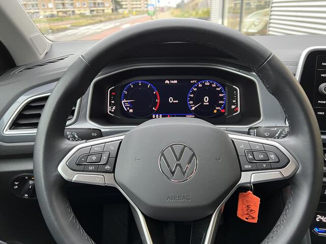 Volkswagen T-Roc 1.0 TSI Style facelift - Alcantara / 18LM / ECC / Virtual display