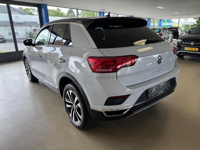 Volkswagen T-Roc 1.5 TSI Style DSG | Navi | Cruise C. | Apple Carplay