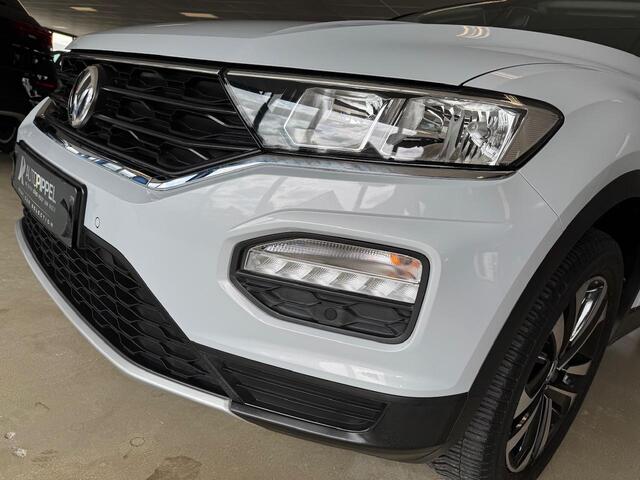Volkswagen T-Roc 1.5 TSI Style DSG | Navi | Cruise C. | Apple Carplay