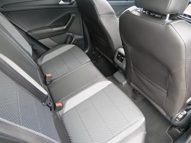 Volkswagen T-Roc 2.0 TSI 300pk 4Motion R Automaat Schuifdak / Navigatie / LED / 19Inch