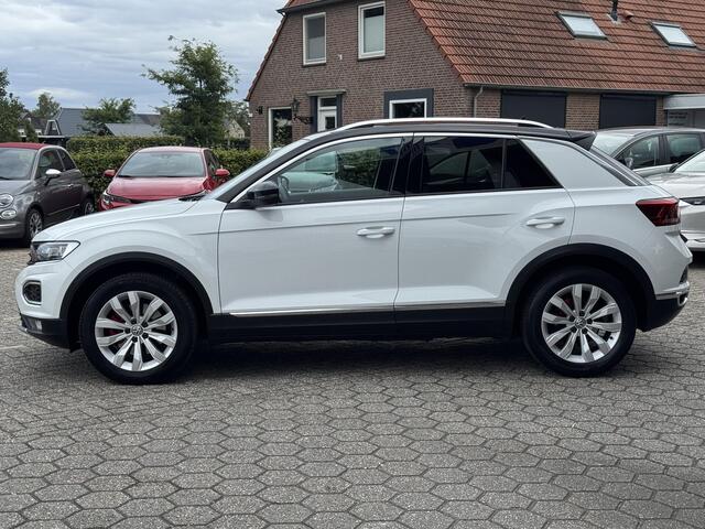 Volkswagen T-Roc 1.5 TSI Sport NAVI | CAMERA | KLIMA | TREKHAAK | BOVAG !!