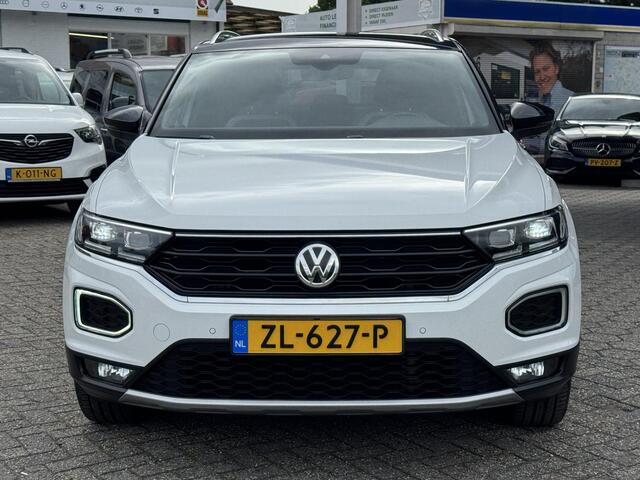 Volkswagen T-Roc 1.5 TSI Sport NAVI | CAMERA | KLIMA | TREKHAAK | BOVAG !!