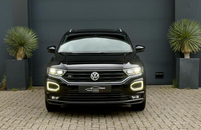 Volkswagen T-Roc 1.5 TSI R-line Trekhaak Pano Automaat ACC Camera