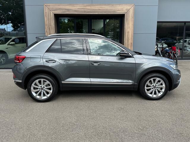 Volkswagen T-Roc 1.5 TSI 150pk DSG Style | Trekhaak | Navi | IQ light | Adapt. Cruise | Rijklaar incl. garantie