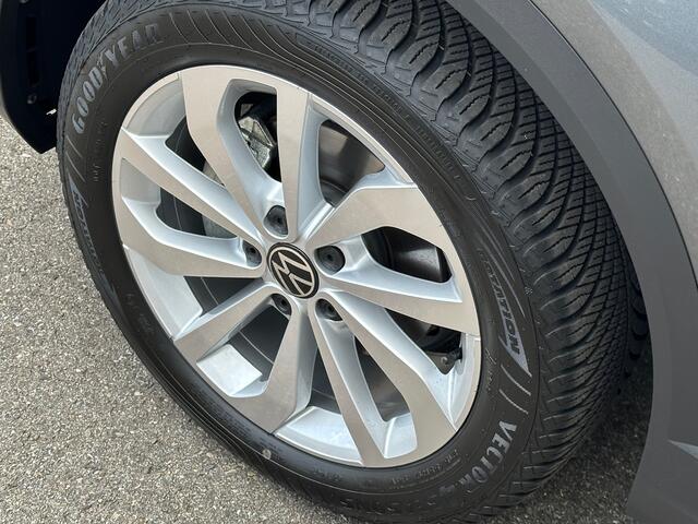 Volkswagen T-Roc 1.5 TSI 150pk DSG Style | Trekhaak | Navi | IQ light | Adapt. Cruise | Rijklaar incl. garantie
