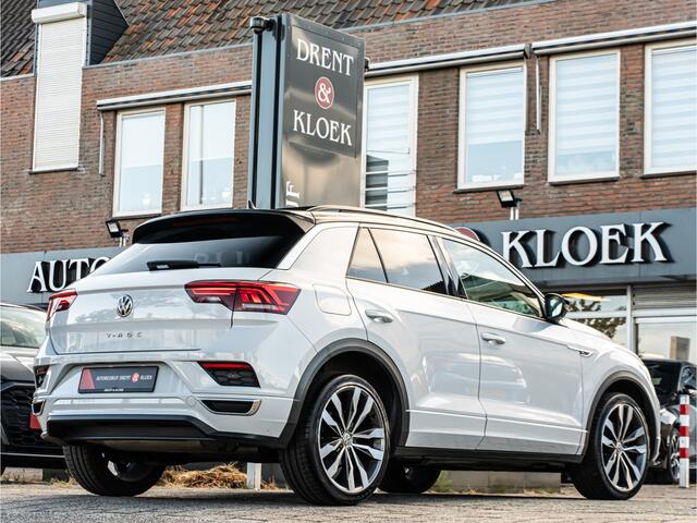 Volkswagen T-Roc 1.5 TSI Sport Business R-Line PANO 19 INCH DODEHOEK LED CAMERA BEATS AUDIO VIRTUAL BOMVOL!!