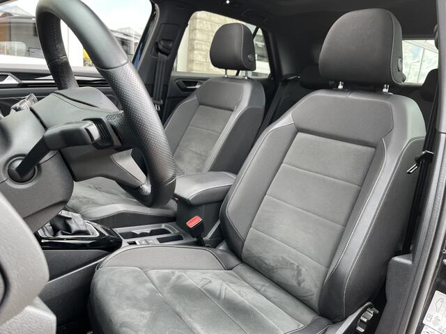 Volkswagen T-Roc 1.5 TSI R-Line / AUTOMAAT/ PANO/ ALCANTARA/ MATRIX/ 19" LMV/ DIGITAL DASH/ STOEL-STUUR VERWARM./ ADAPT. CRUISE/ APP-CONNECT/ PARK. SENSOREN + CAMERA/ CLIMA/ RIJ-MODI/ NAVI/ DAB
