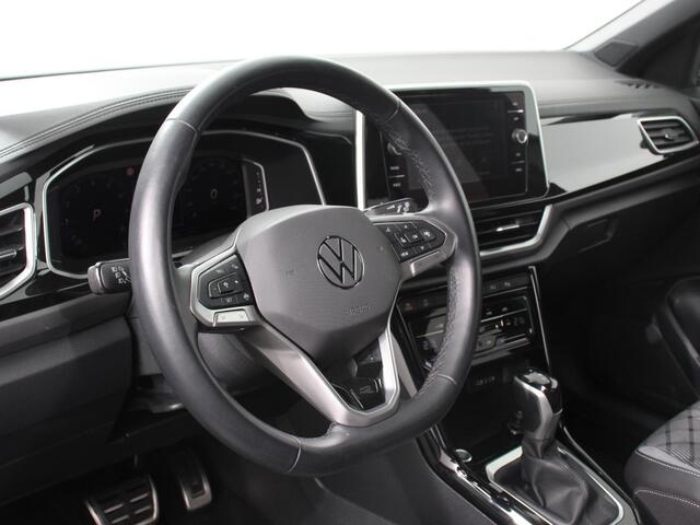 Volkswagen T-Roc 1.5 TSI 150pk Automaat R-Line Digitale Cockpit Climate Control Camera Navigatie Apple Carplay/Android Auto Lichtmetalen Velgen Parkeer sensoren Dab Led Adaptive Cruise Control