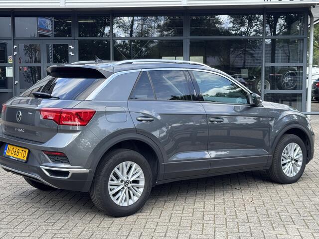 Volkswagen T-Roc 1.0 TSI Style Navigatie/Cruise/Apple/Andriod/PDC/Climate