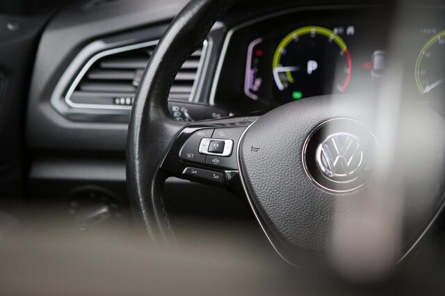 Volkswagen T-Roc 1.5 TSI Sport