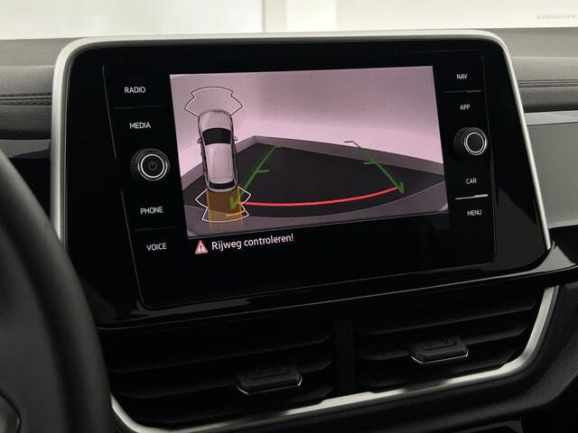 Volkswagen T-Roc 1.5 TSI 150pk DSG R-Line Business Camera Keyless Virtual Cockpit Carplay