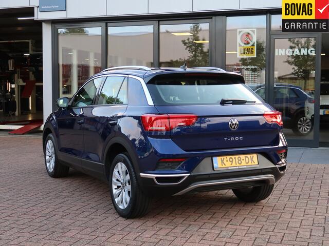 Volkswagen T-Roc 1.0 TSI Style Executive | Navigatie | Carplay | Climate | 17 inch |