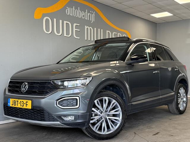 Volkswagen T-Roc 1.5 TSI ACC/Panoramadak/Trekhaak