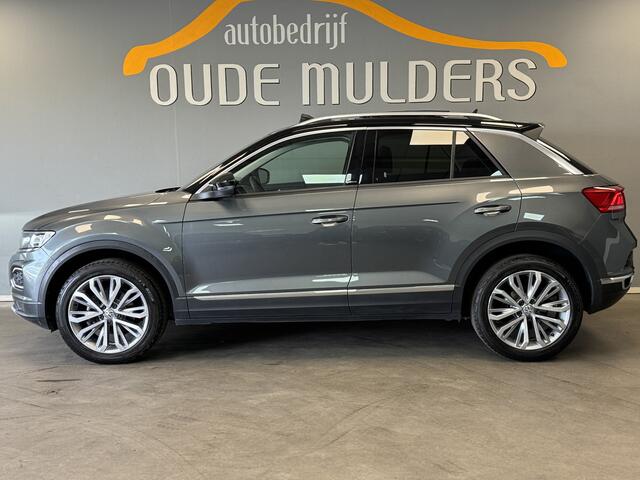 Volkswagen T-Roc 1.5 TSI ACC/Panoramadak/Trekhaak