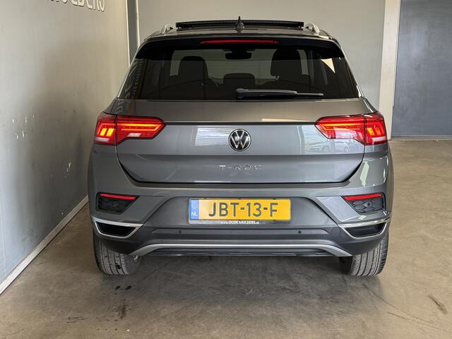 Volkswagen T-Roc 1.5 TSI ACC/Panoramadak/Trekhaak