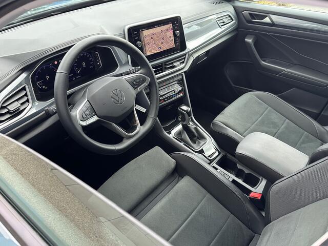 Volkswagen T-Roc 1.5 TSI 150pk DSG Style | Trekhaak | Navi | IQ light | Adapt. Cruise | Rijklaar incl. garantie