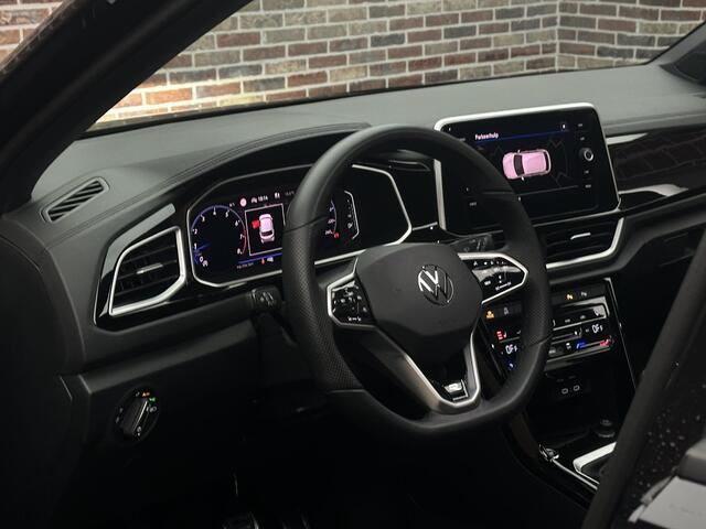 Volkswagen T-Roc 1.5 TSI R-Line Panorama Led IQ Camera Virtual Stoelmassage