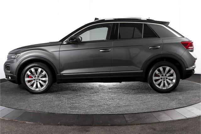 Volkswagen T-Roc 2.0 TSI 190 PK 4Motion Sport - Automaat Orig. NL | S/K-Panodak | Afn. Trekhaak | Adapt. Cruise | Stoelverw. | PDC | NAV + App. Connect | ECC | DAB | LM 17" |