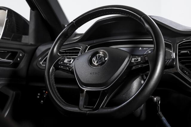 Volkswagen T-Roc 2.0 TSI 190 PK 4Motion Sport - Automaat Orig. NL | S/K-Panodak | Afn. Trekhaak | Adapt. Cruise | Stoelverw. | PDC | NAV + App. Connect | ECC | DAB | LM 17" |