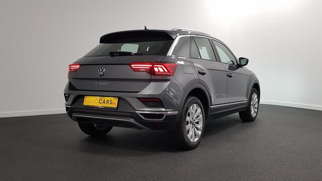 Volkswagen T-Roc 1.5 TSI DSG Sport Team | Navigatie | Camera | Side/ Lane Assist | Adaptive Cruise Control | Elektrische Achterklep | Virtual Cockpit | DAB | LED |