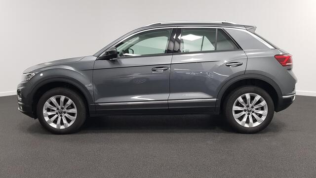 Volkswagen T-Roc 1.5 TSI DSG Sport Team | Navigatie | Camera | Side/ Lane Assist | Adaptive Cruise Control | Elektrische Achterklep | Virtual Cockpit | DAB | LED |