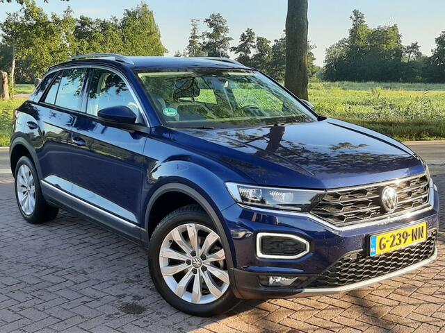 Volkswagen T-Roc 1.5 TSi 150pk Digitaal-Dashboard Adap.Cruise-Control Android Apple-Carplay Mirror-Link