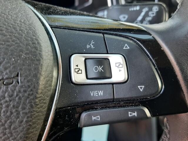 Volkswagen T-Roc 1.5 TSi 150pk Digitaal-Dashboard Adap.Cruise-Control Android Apple-Carplay Mirror-Link