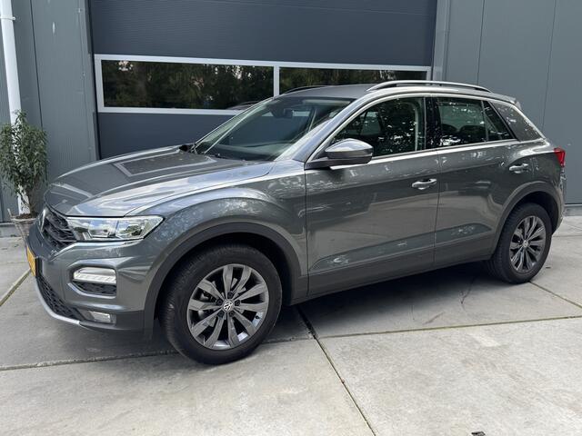 Volkswagen T-Roc 1.5 TSI 150pk H6 Style Climate control Trekhaak PDC ACC