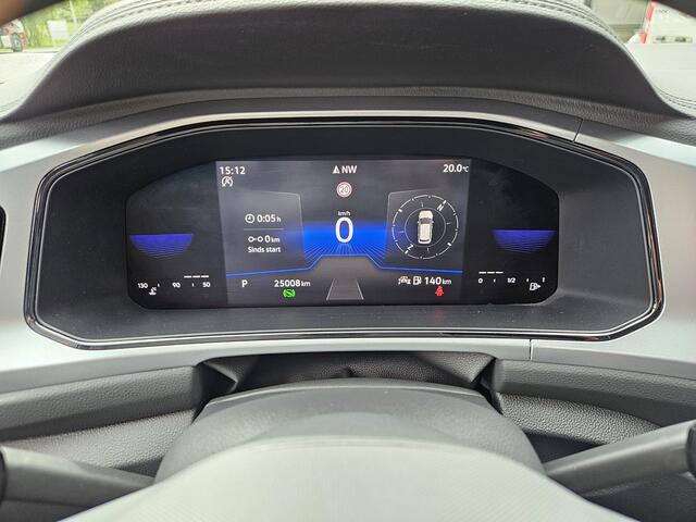 Volkswagen T-Roc 1.5 TSI Life Carplay Navi Camera Digitdash Stoelvw