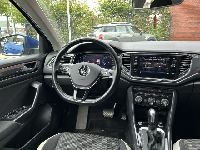 Volkswagen T-Roc 1.5 TSI Sport Business // FULL LED // APPLE CARPLAY / ANDROID AUTO // ADAPTIV CRUISE // KEYLESS // CAMERA