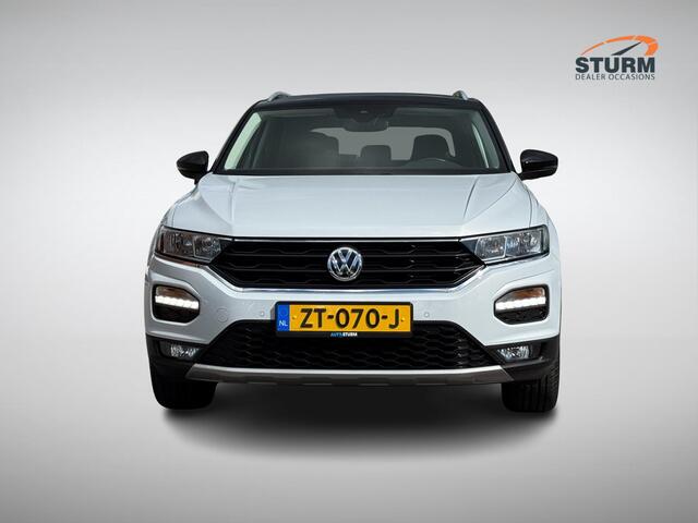 Volkswagen T-Roc 1.0 TSI Style Executive Pack, Trekhaak! | Navigatie | Camera | Adapt. Cruise Control | Apple Carplay/Android Auto | Park. Sensoren | Rijklaarprijs!