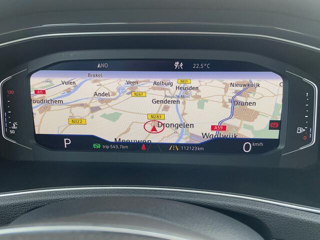 Volkswagen T-Roc 1.5 TSI Sport LED | Trekhaak | Carplay | Camera | Navi | Virtual Cockpit | PDC