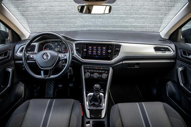 Volkswagen T-Roc 1.0 TSi 110 pk Style | Full LED | Trekhaak | Winter