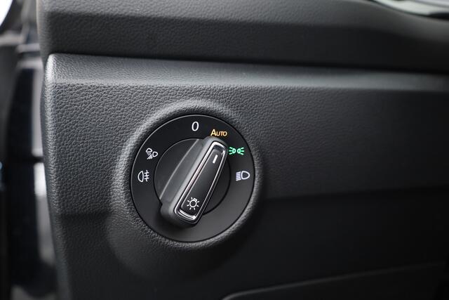 Volkswagen T-Roc Cabrio 1.5 TSI R-Line DSG | Navi | Stoel- Stuurverw. | IQ. Light | Travel Assist | Dodehoekdet.