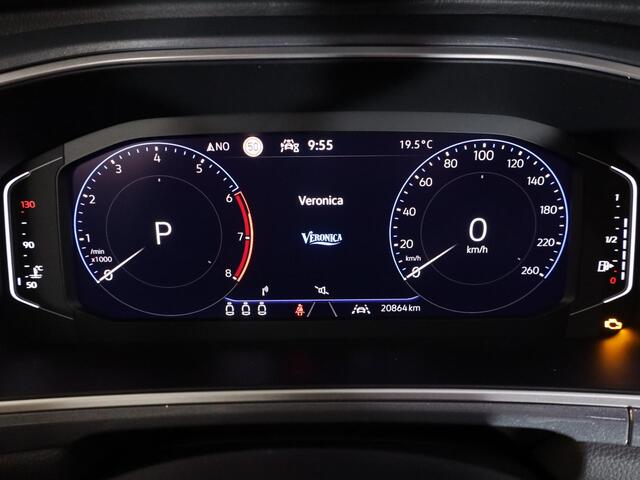 Volkswagen T-Roc 1.5 TSI Style 150 PK DSG | Trekhaak afneembaar | Navigatie | Stoel verwarming en massage | Alcantara |