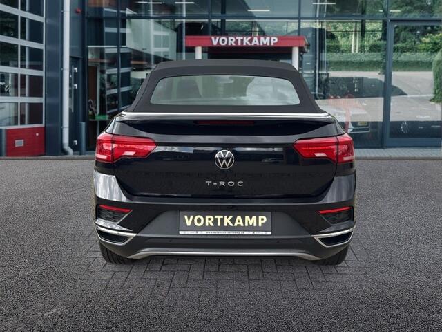 Volkswagen T-Roc 1.5 TSI DSG STYLE CAMERA/CARPLAY/STOELVERW