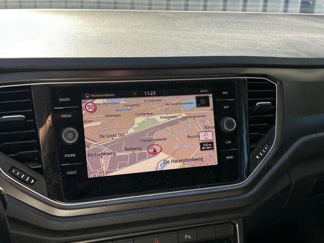 Volkswagen T-Roc 1.0 TSI 115pk Style Navigatie Camera Climatronic