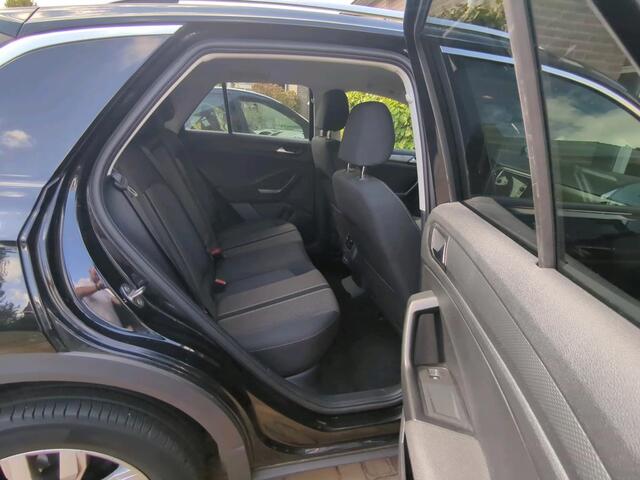 Volkswagen T-Roc 1.0 TSI 110pk Style Navigatie Carplay Climatronic