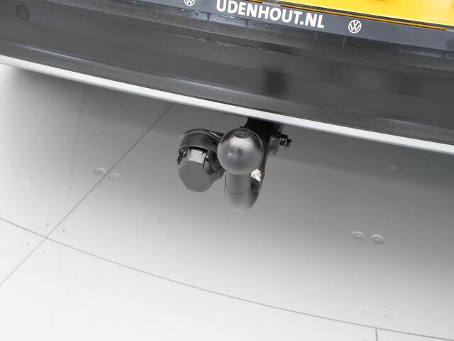 Volkswagen T-Roc 1.5 TSI 150pk DSG Sport Navigatie Trekhaak Virtual cockpit Acc Carplay 95